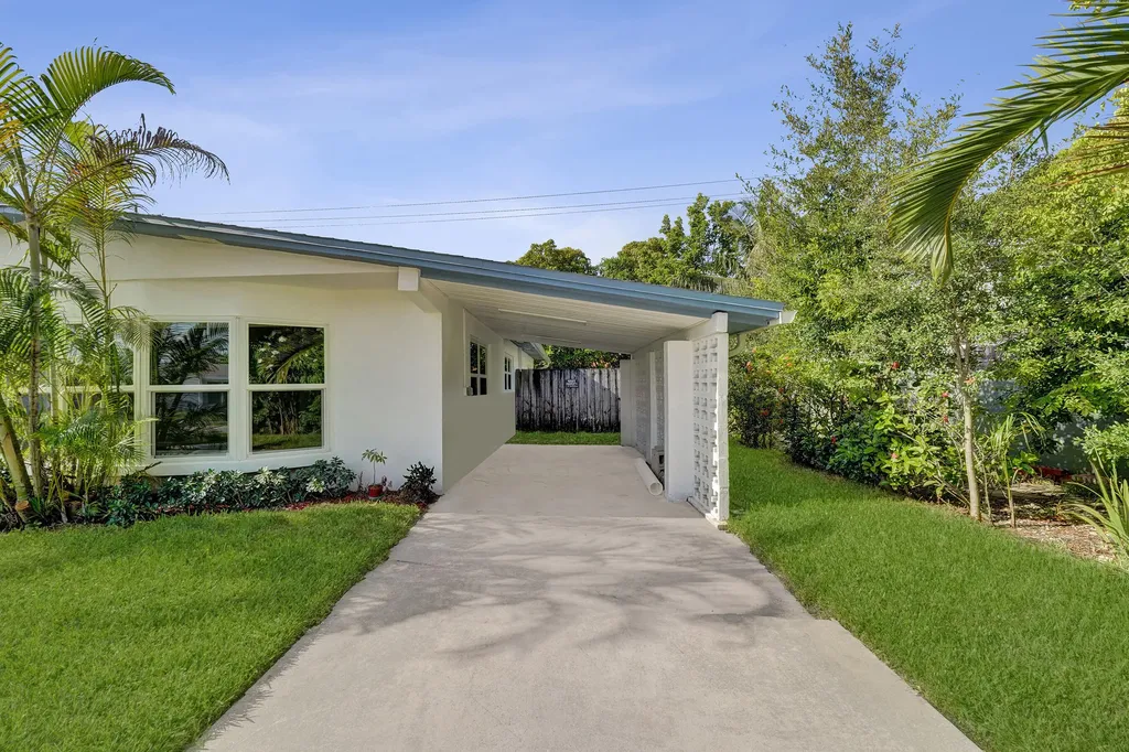 3330 SW 18th Street Fort Lauderdale FL 33312
