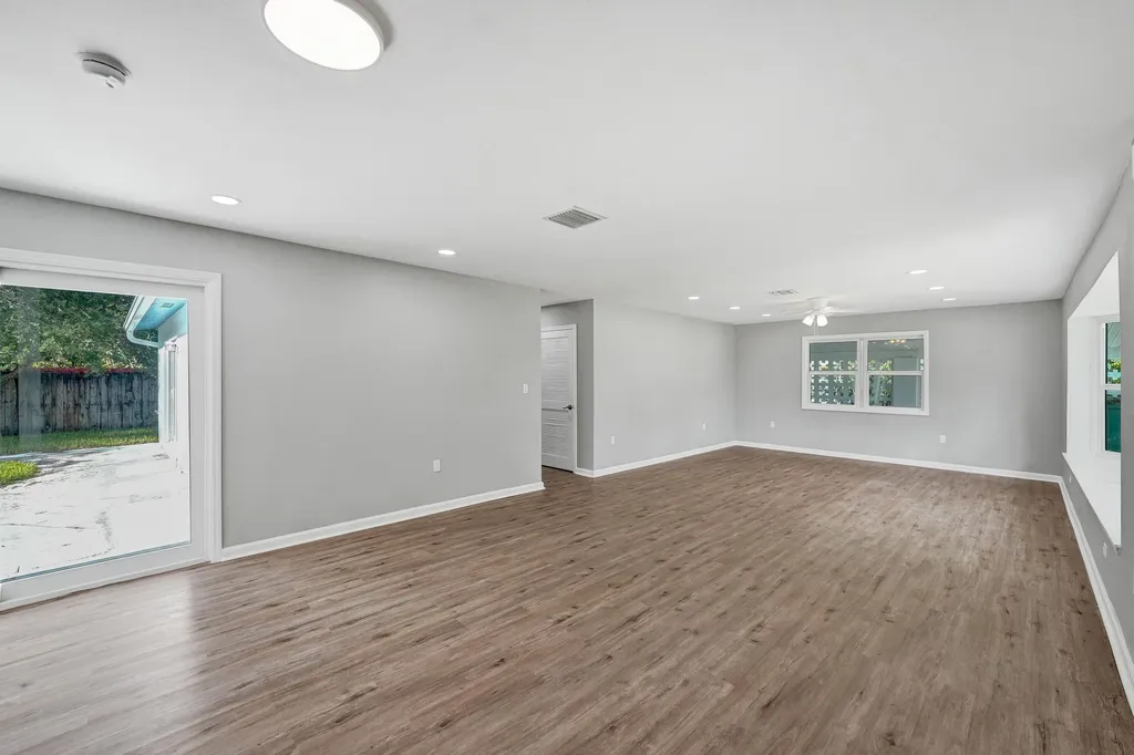 3330 SW 18th Street Fort Lauderdale FL 33312