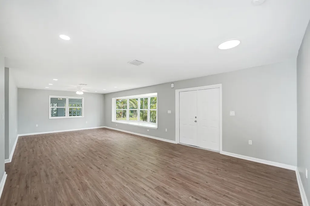 3330 SW 18th Street Fort Lauderdale FL 33312