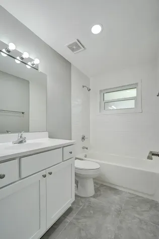 3330 SW 18th Street Fort Lauderdale FL 33312