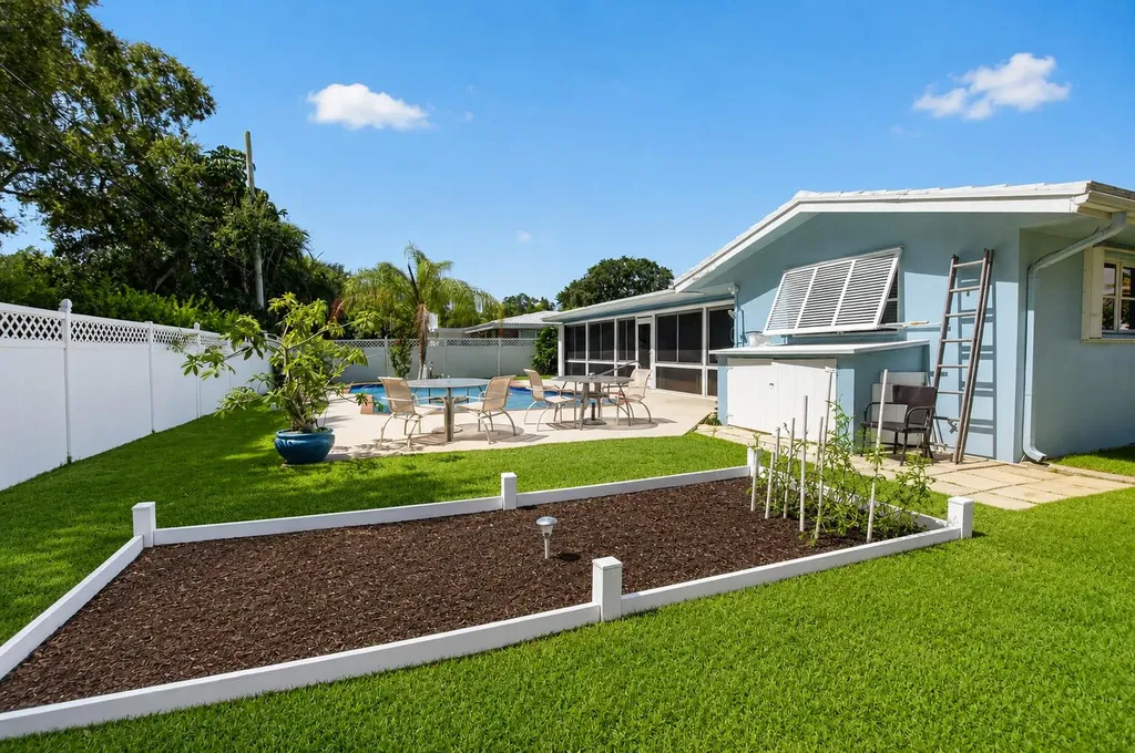 200 SW 7th Avenue Boca Raton FL 33486