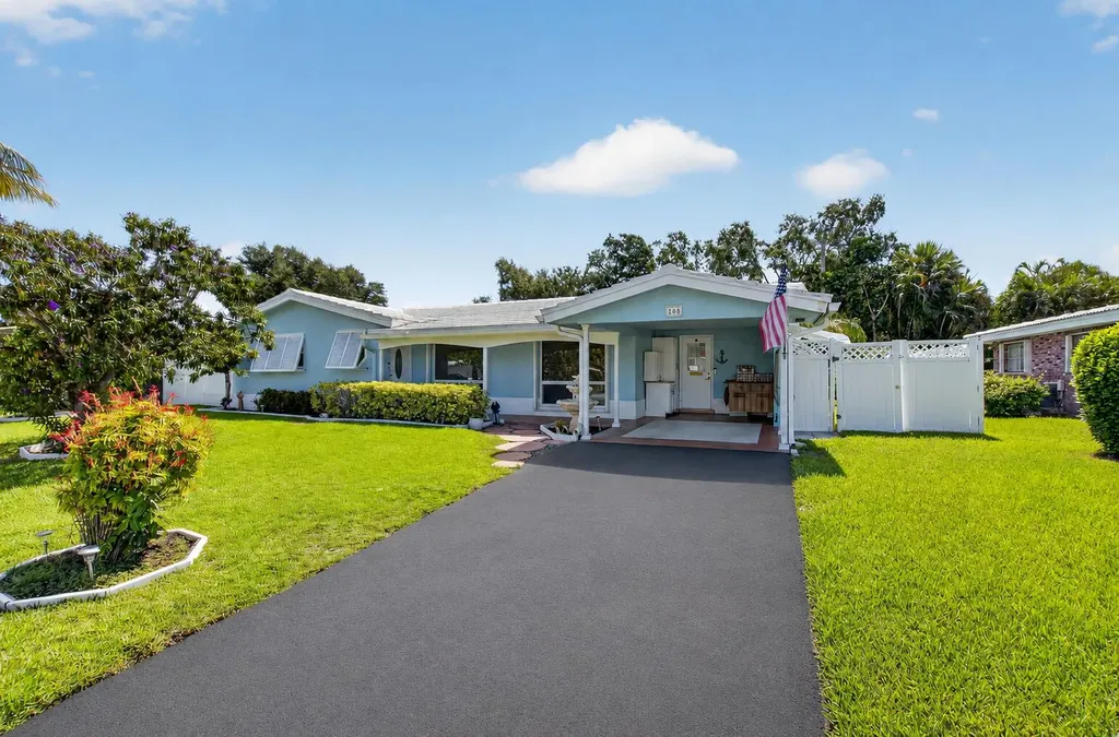 200 SW 7th Avenue Boca Raton FL 33486