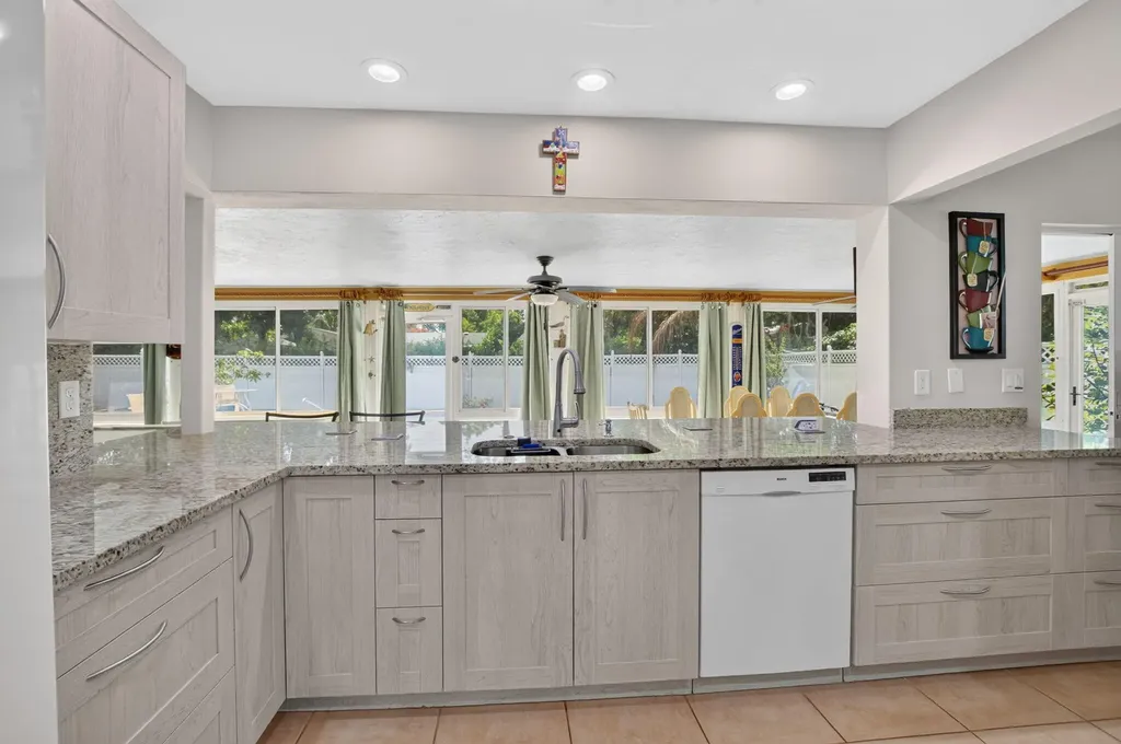 200 SW 7th Avenue Boca Raton FL 33486