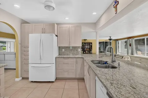 200 SW 7th Avenue Boca Raton FL 33486