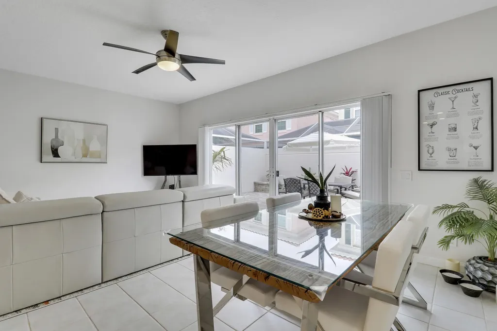 73 Laurel Oaks Circle Jupiter FL 33469