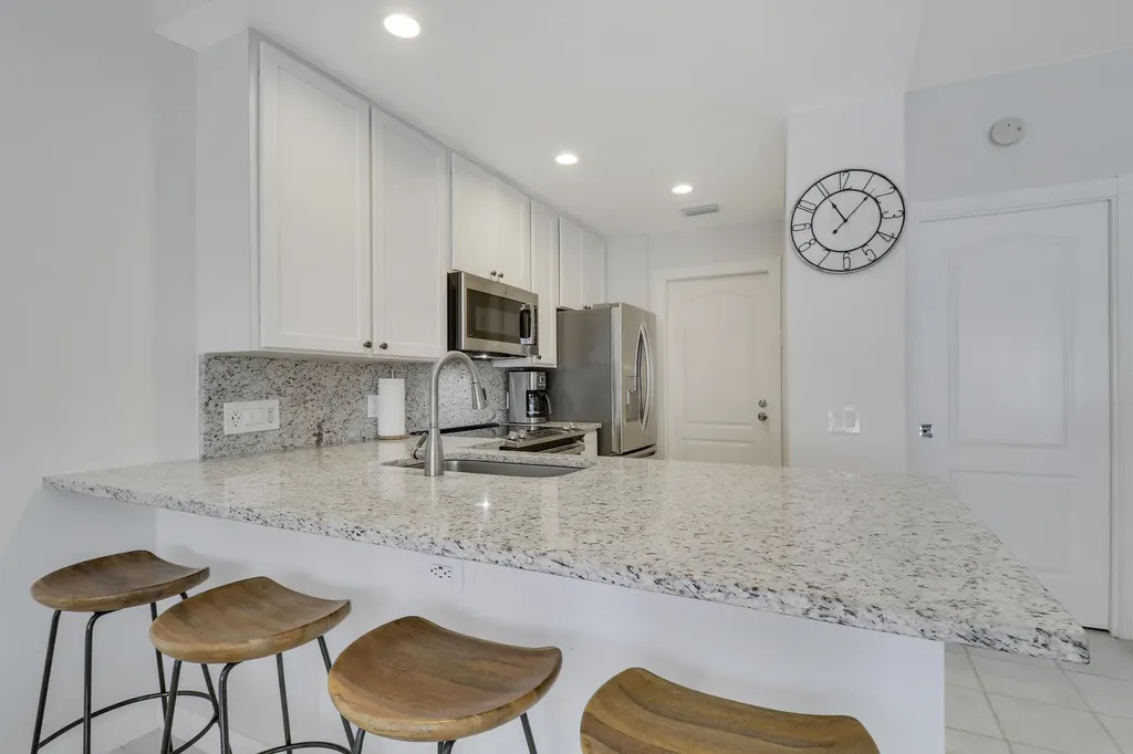 73 Laurel Oaks Circle Jupiter FL 33469