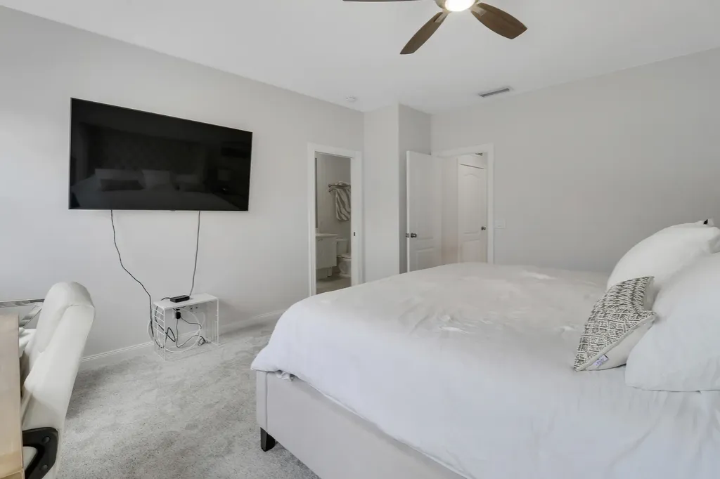 73 Laurel Oaks Circle Jupiter FL 33469