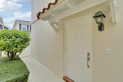 73 Laurel Oaks Circle Jupiter FL 33469