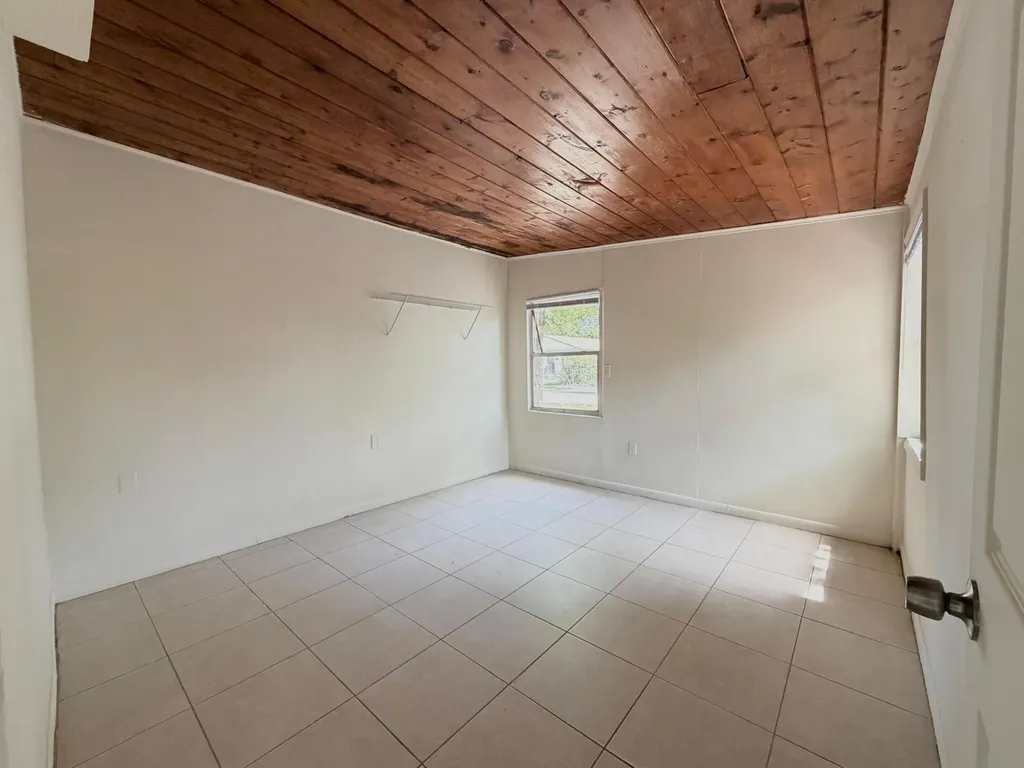 735 46th Street West Palm Beach FL 33407