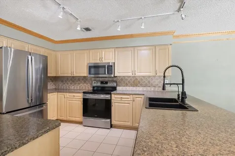 1016 48th Terrace Vero Beach FL 32966
