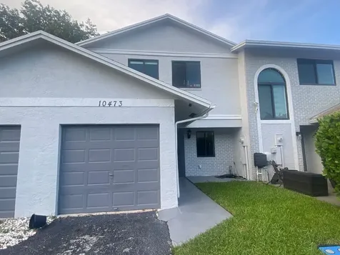 10473 NW 3rd Street Pembroke Pines FL 33026