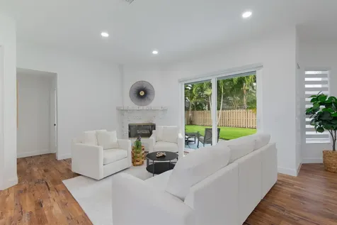 13590 Jonquil Place Wellington FL 33414