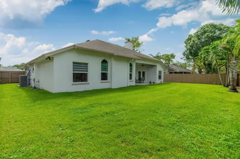 13590 Jonquil Place Wellington FL 33414