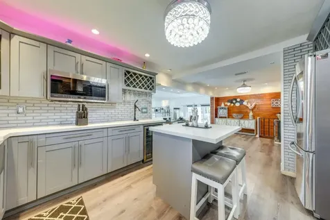 3609 SW 58th Avenue West Park FL 33023