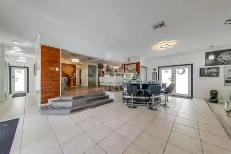 3609 SW 58th Avenue West Park FL 33023