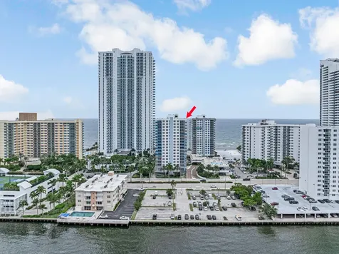 2751 S Ocean Drive Hollywood FL 33019