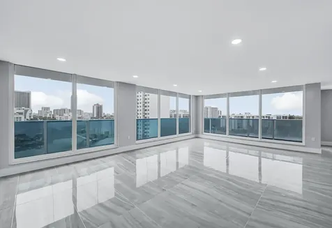 2751 S Ocean Drive Hollywood FL 33019