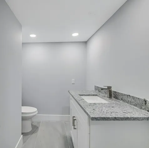 2751 S Ocean Drive Hollywood FL 33019