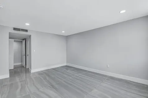 2751 S Ocean Drive Hollywood FL 33019