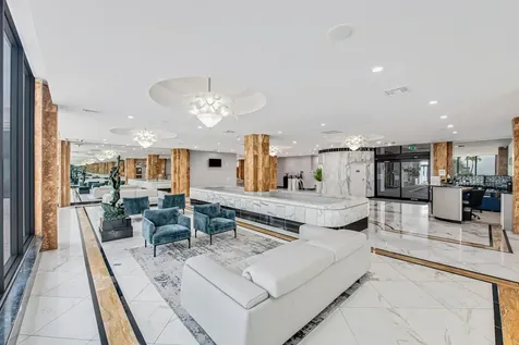 2751 S Ocean Drive Hollywood FL 33019