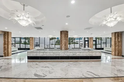 2751 S Ocean Drive Hollywood FL 33019