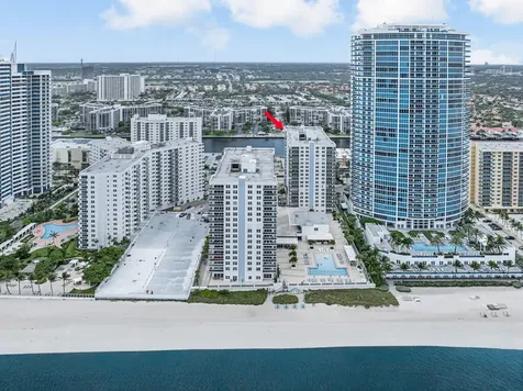 2751 S Ocean Drive Hollywood FL 33019