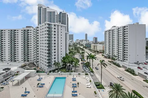 2751 S Ocean Drive Hollywood FL 33019