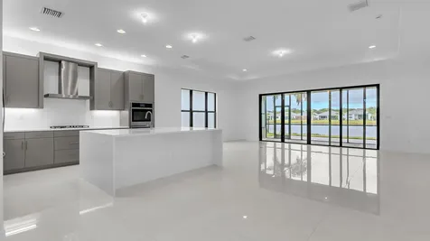 11394 Virginia Pine Court Boynton Beach FL 33473