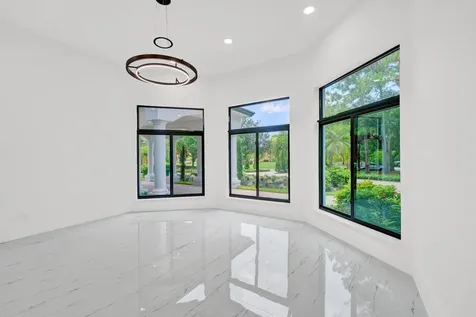 6041 NW 84th Terrace Parkland FL 33067