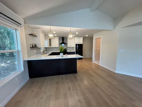 6948 Dartmouth Avenue N St. Petersburg FL 33710