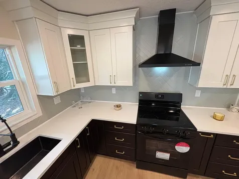 6948 Dartmouth Avenue N St. Petersburg FL 33710