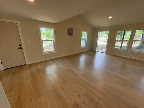 6948 Dartmouth Avenue N St. Petersburg FL 33710