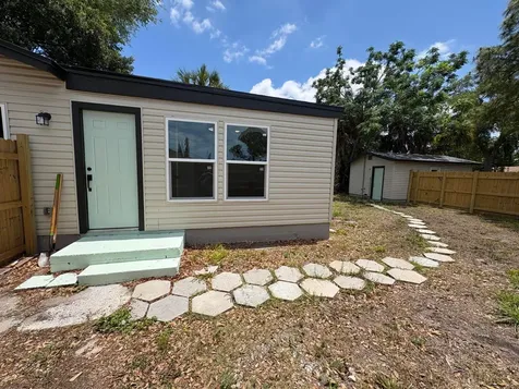 6948 Dartmouth Avenue N St. Petersburg FL 33710