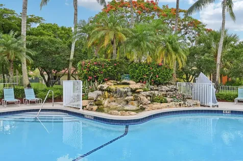 1019 Via Jardin Riviera Beach FL 33418