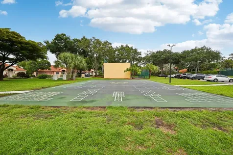 1019 Via Jardin Riviera Beach FL 33418