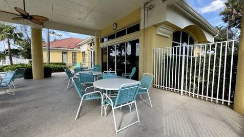 1019 Via Jardin Riviera Beach FL 33418