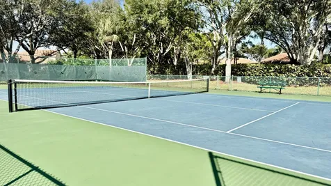 1019 Via Jardin Riviera Beach FL 33418