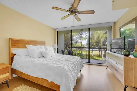2001 Marina Isle Way Jupiter FL 33477