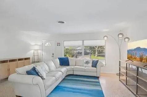 6338 6th Avenue S St. Petersburg FL 33707
