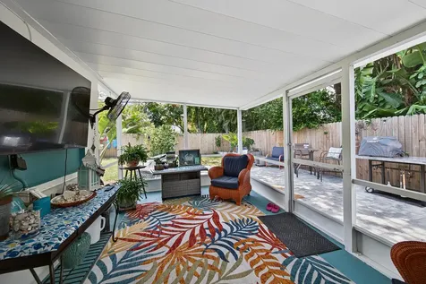 3220 SW 16th Court Fort Lauderdale FL 33312