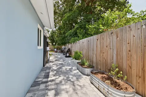 3220 SW 16th Court Fort Lauderdale FL 33312