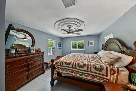 3220 SW 16th Court Fort Lauderdale FL 33312