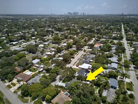 3220 SW 16th Court Fort Lauderdale FL 33312
