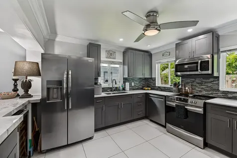 3220 SW 16th Court Fort Lauderdale FL 33312