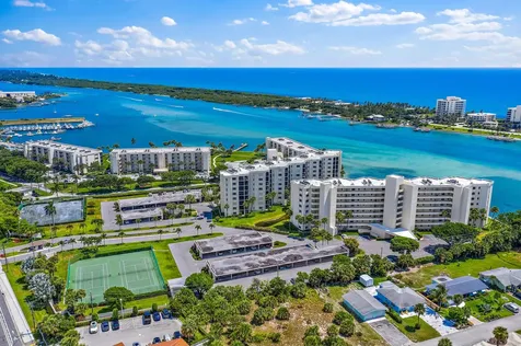 19800 Sandpointe Bay Tequesta FL 33469