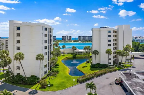 19800 Sandpointe Bay Tequesta FL 33469