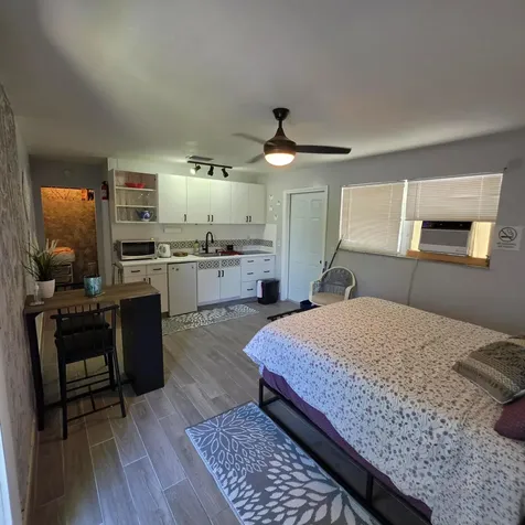 141 SE 2nd Avenue Dania Beach FL 33004