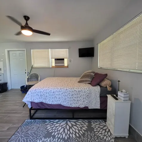 141 SE 2nd Avenue Dania Beach FL 33004