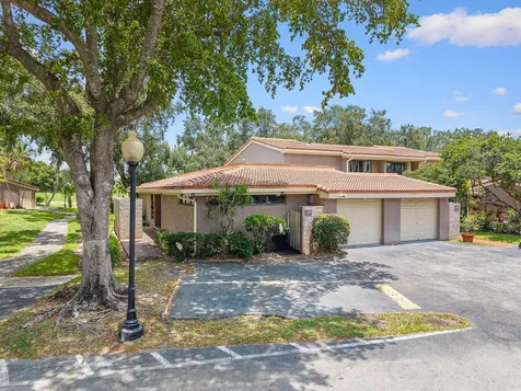 1107 St Andrews Road Hollywood FL 33021
