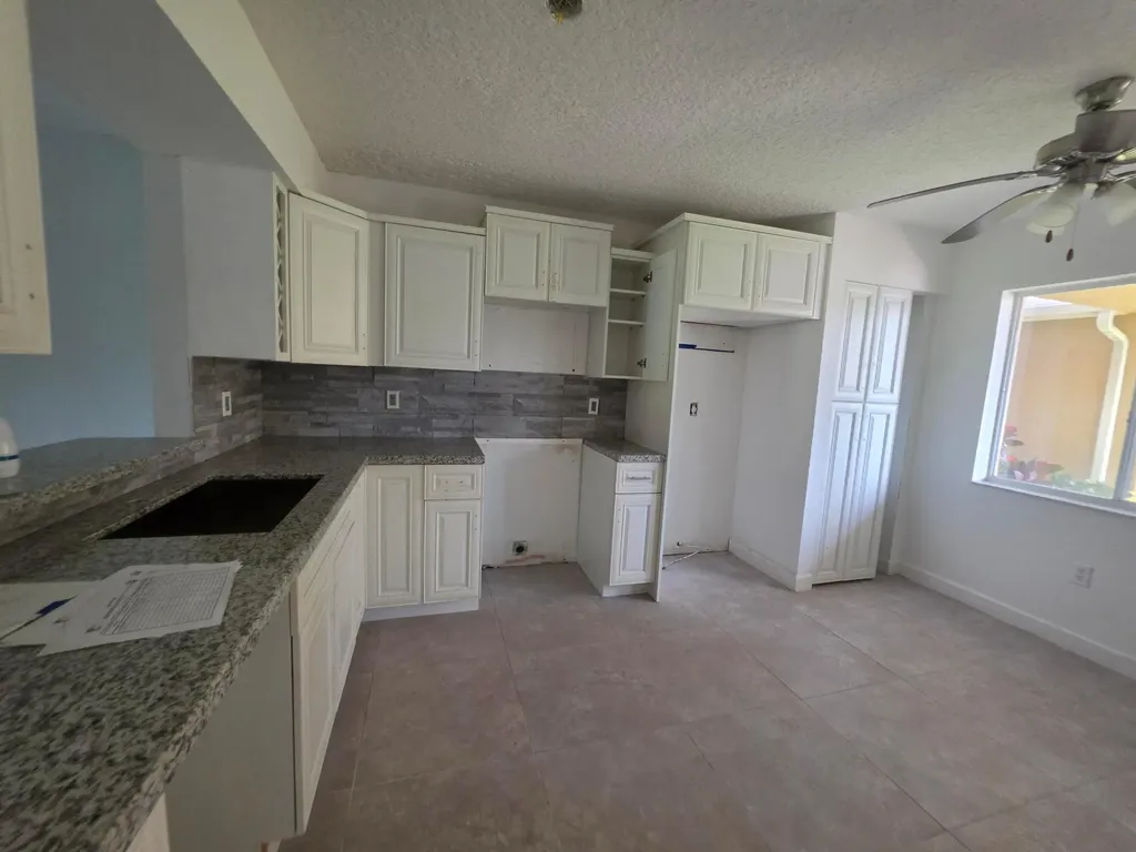 5951 Regal Glen Drive Boynton Beach FL 33437